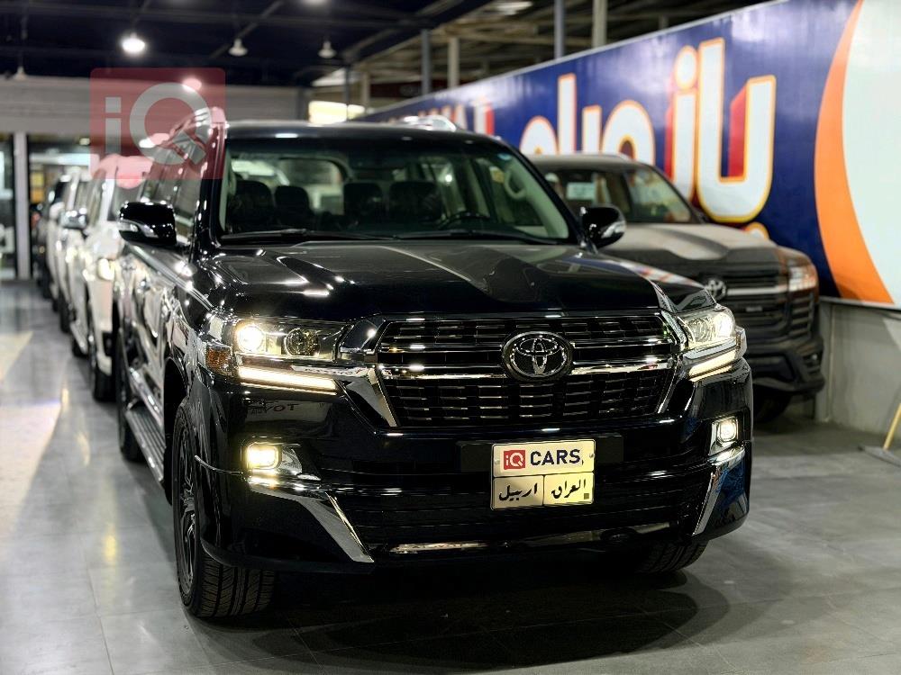 تويوتا لاندكروزر